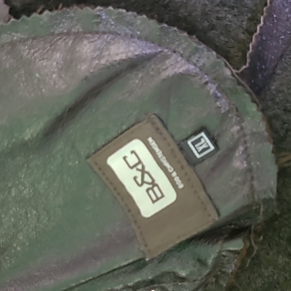 3/4 Length long Winter  genuine leather         jacket. - Picture 3 of 14